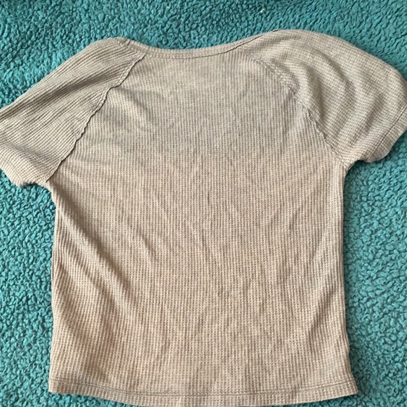 DARK GRAY AMERICAN EAGLE SHIRT - Picture 2 of 2